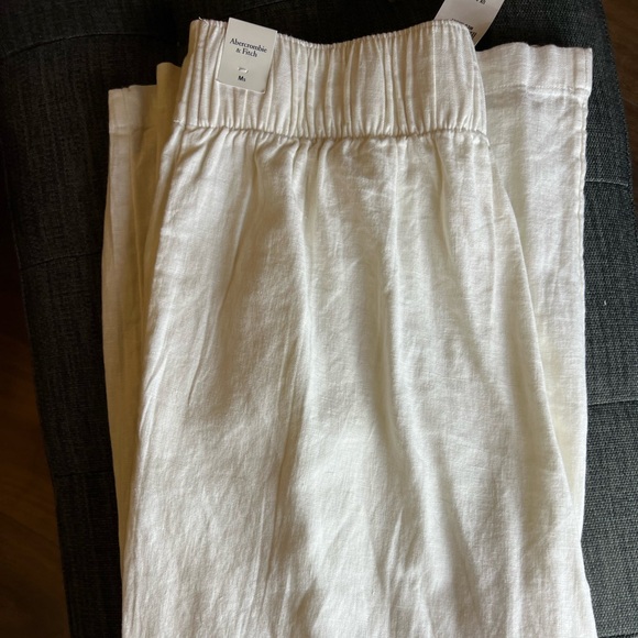 PETITE/SHORT Abercrombie & Fitch Ultra Wide Leg Linen Blend Pants - Picture 4 of 5